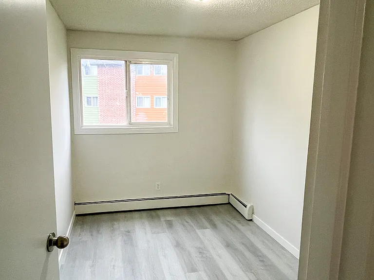 710 Appleby Dr — Photo 18