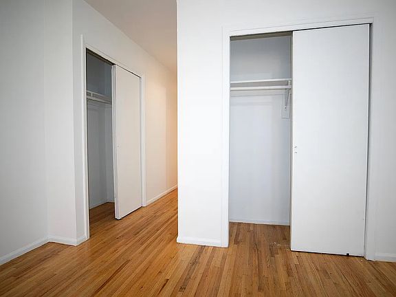3rd image of 220 W 14th St APT 3D