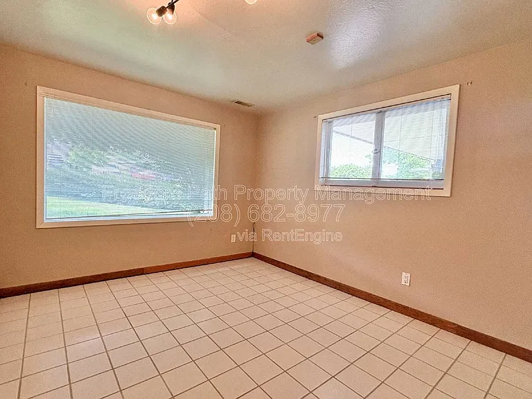 3010 N 5th St — Photo 14