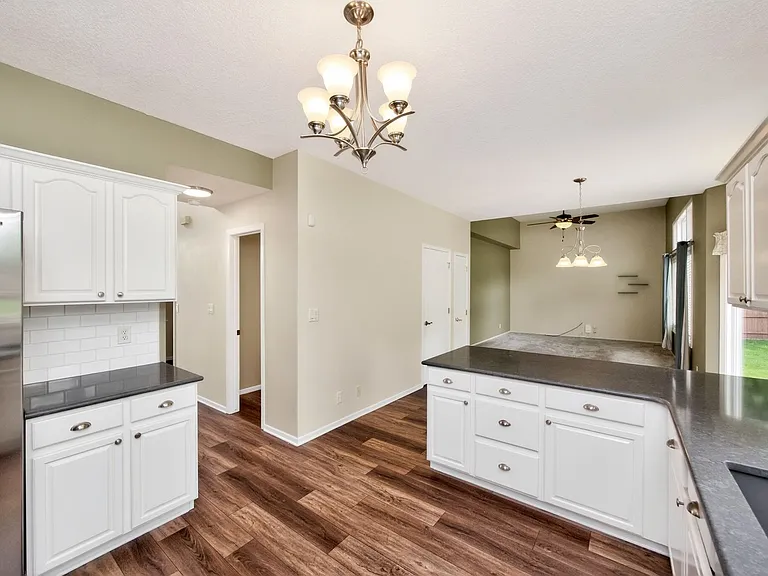 5226 SE 31st Ct — Photo 17