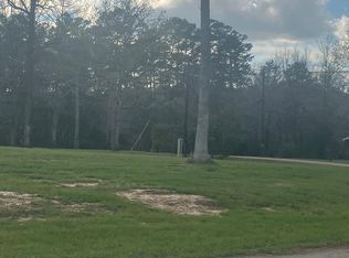 138 Pineridge Dr, Hemphill, TX 75948