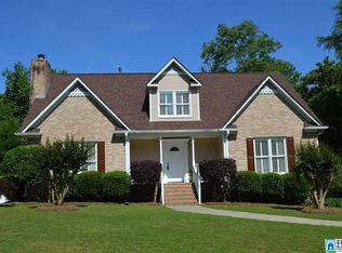 211 Roundabout Dr, Trussville, AL 35173