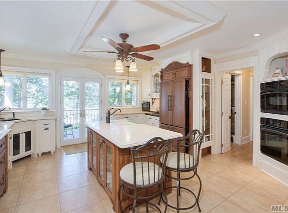 4th image of 350 Aborn Ln