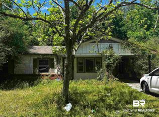 2558 Farnell Dr, Mobile, AL 36605
