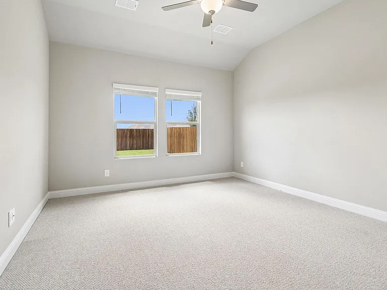 6206 Castamere Dr — Photo 25