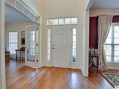 5th image of 2836 Winterberry Way SE