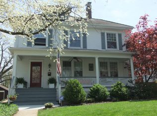 40 Jefferson Rd, Saint Louis, MO 63119