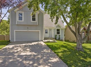 1428 W Forest Dr, Olathe, KS 66061