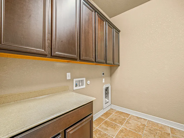 8219 High Noon Way — Photo 24