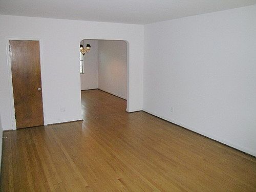 2nd image of 2820 Griffiths Ave APT 2