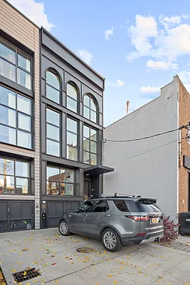 Sold by Compass | media 3