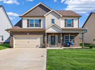 1565 Kestrel Dr, Clarksville, TN 37040
