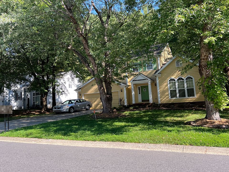2nd image of 9300 Lake Spring Ave