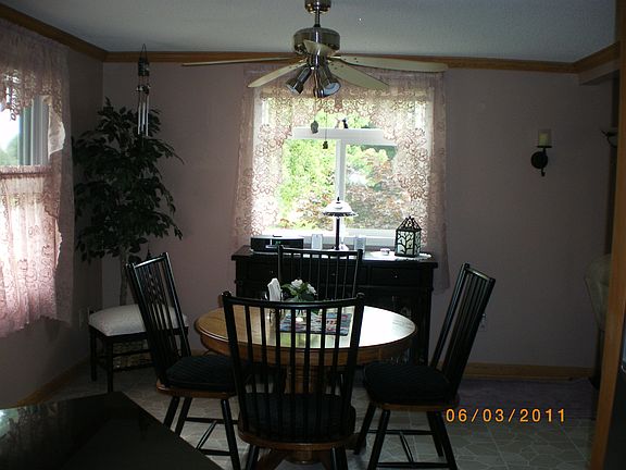 Eating/Dining Area