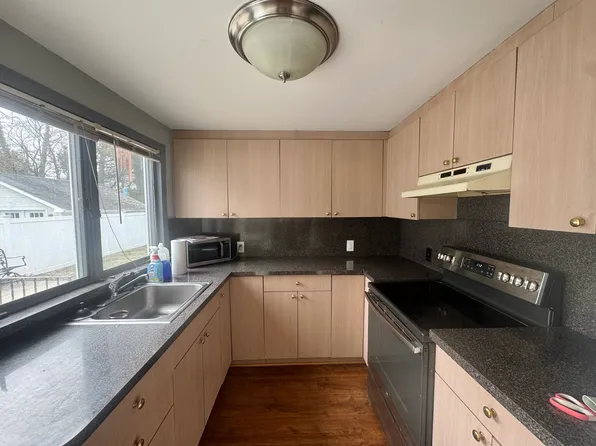 (undisclosed Address), Huntington, NY 11743