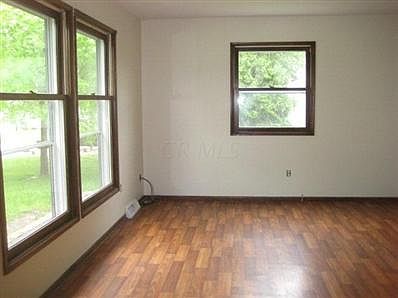 4th image of 1165 Chanteloup Dr