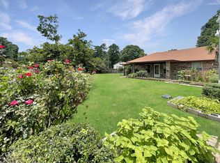 267 Ramona Dr, Leesville, LA 71446
