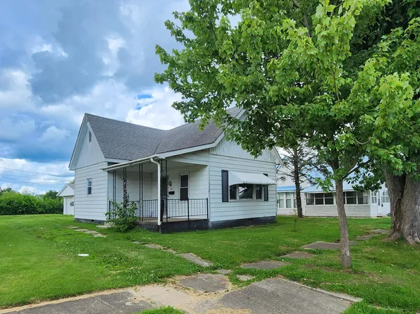 328 B St NE, Linton, IN 47441