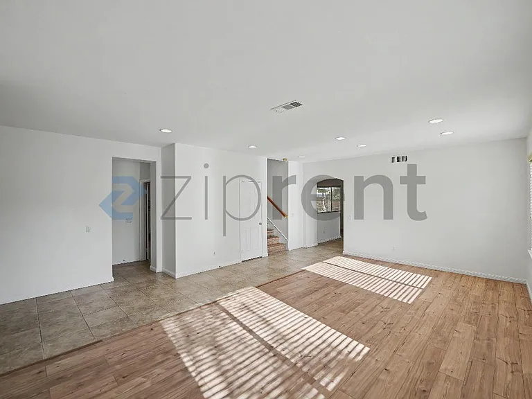 25014 Oliver Way — Photo 17