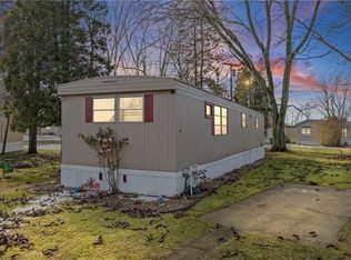 3902 Lockport Olcott Rd, Lockport, NY 14094