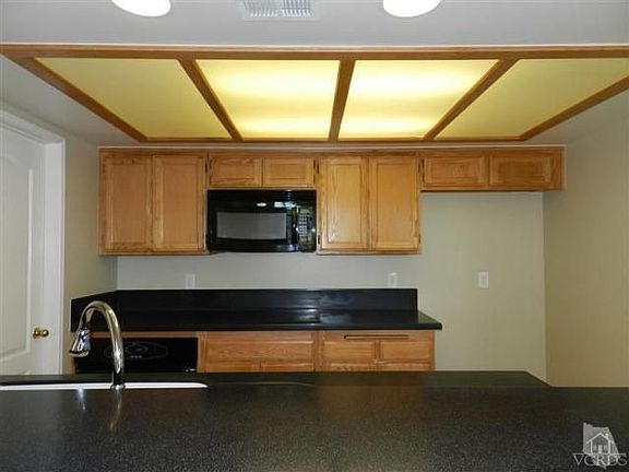 4th image of 890 Castle Way Ct
