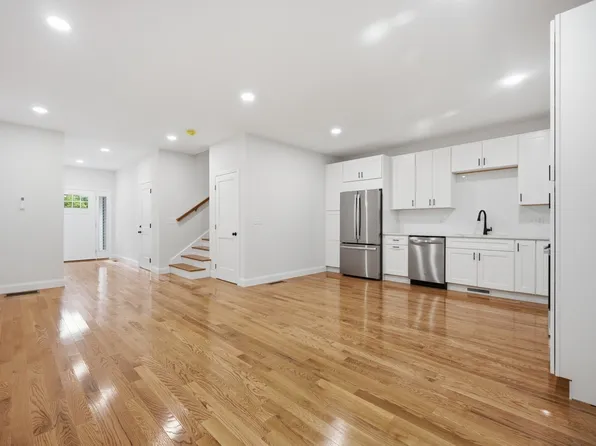 24 Nashua Rd #2, Pepperell, MA 01463