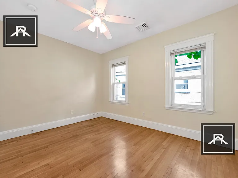 298-300 Alewife Brook Pkwy #2 — Photo 16
