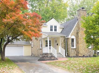 190 Amherstdale Rd, Amherst, NY 14226