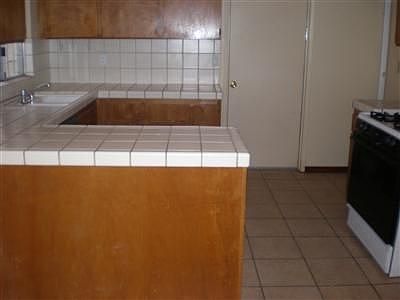 2nd image of 4143 Sunmeadow Dr