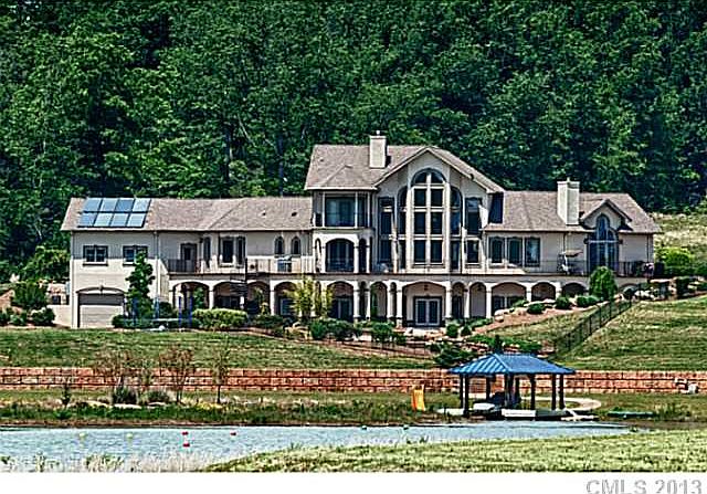 1st image of 4729 Mirror Lake Dr
