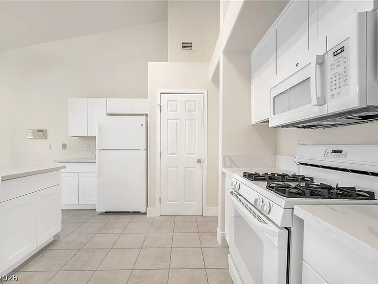 1299 Echo Creek St — Photo 12