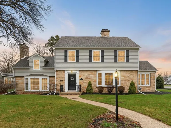 1219 Columbus Circle, Janesville, WI 53545