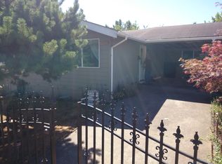 2807 SW Adams St, Seattle, WA 98126