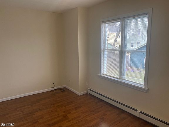 3rd image of 79 Chestnut St Floor 2