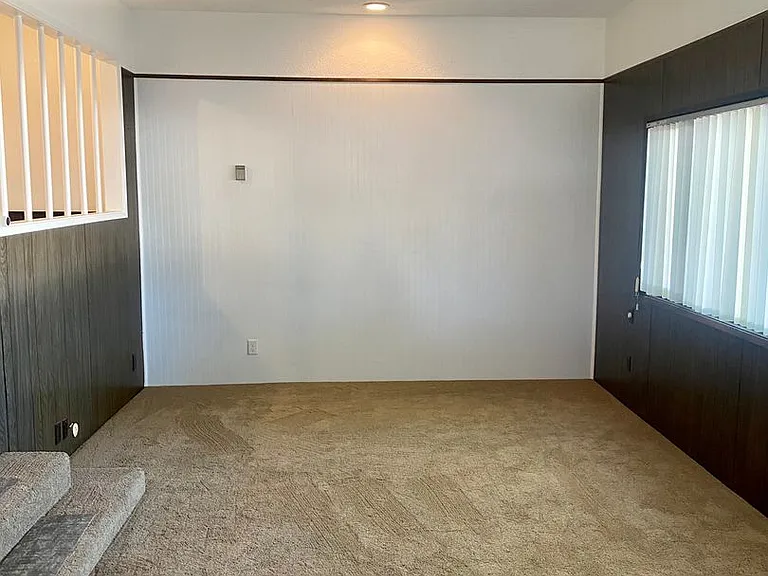 1119 N Alameda Ave — Photo 6