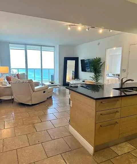 1830 S Ocean Dr #4010 — Photo 3