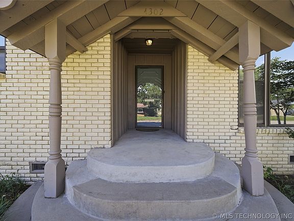 4th image of 4302 S Joplin Ave