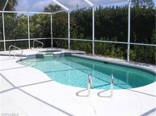 416 Raven Way, Naples, FL 34110