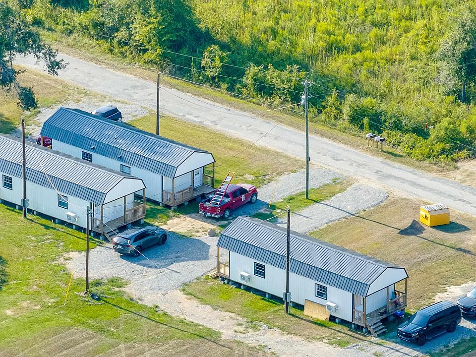 1st image of 139 Beach Rd