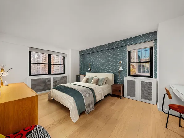 176 E 77th St APT 5E, New York, NY 10075