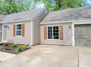 1220 W 32nd St, Independence, MO 64055