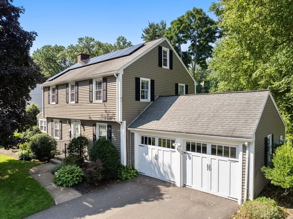 144 Burbank Rd, Longmeadow, MA 01106