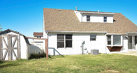 3rd image of 11 Joseph Ct