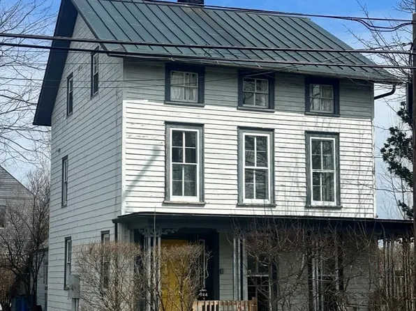 744 Main St Floor 2, Greenport, NY 11944