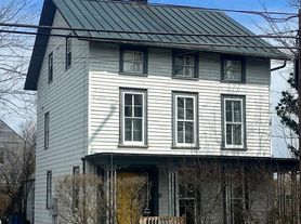 744 Main St, Greenport, NY