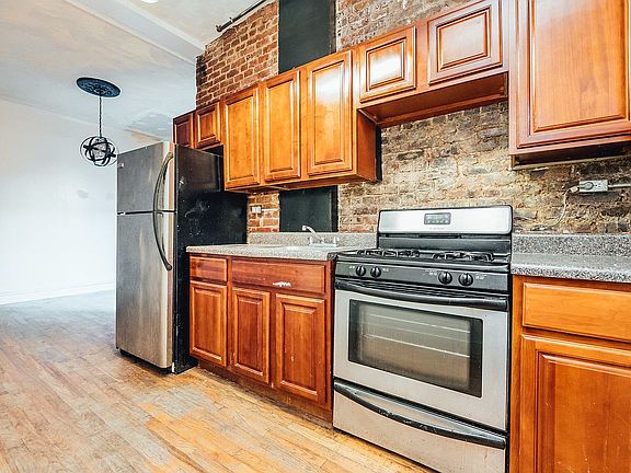 2nd image of 1428 Putman Ave #1A