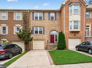 7427 Salford Ct, Alexandria, VA 22315