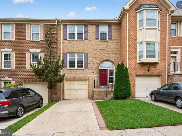 7427 Salford Ct, Alexandria, VA 22315