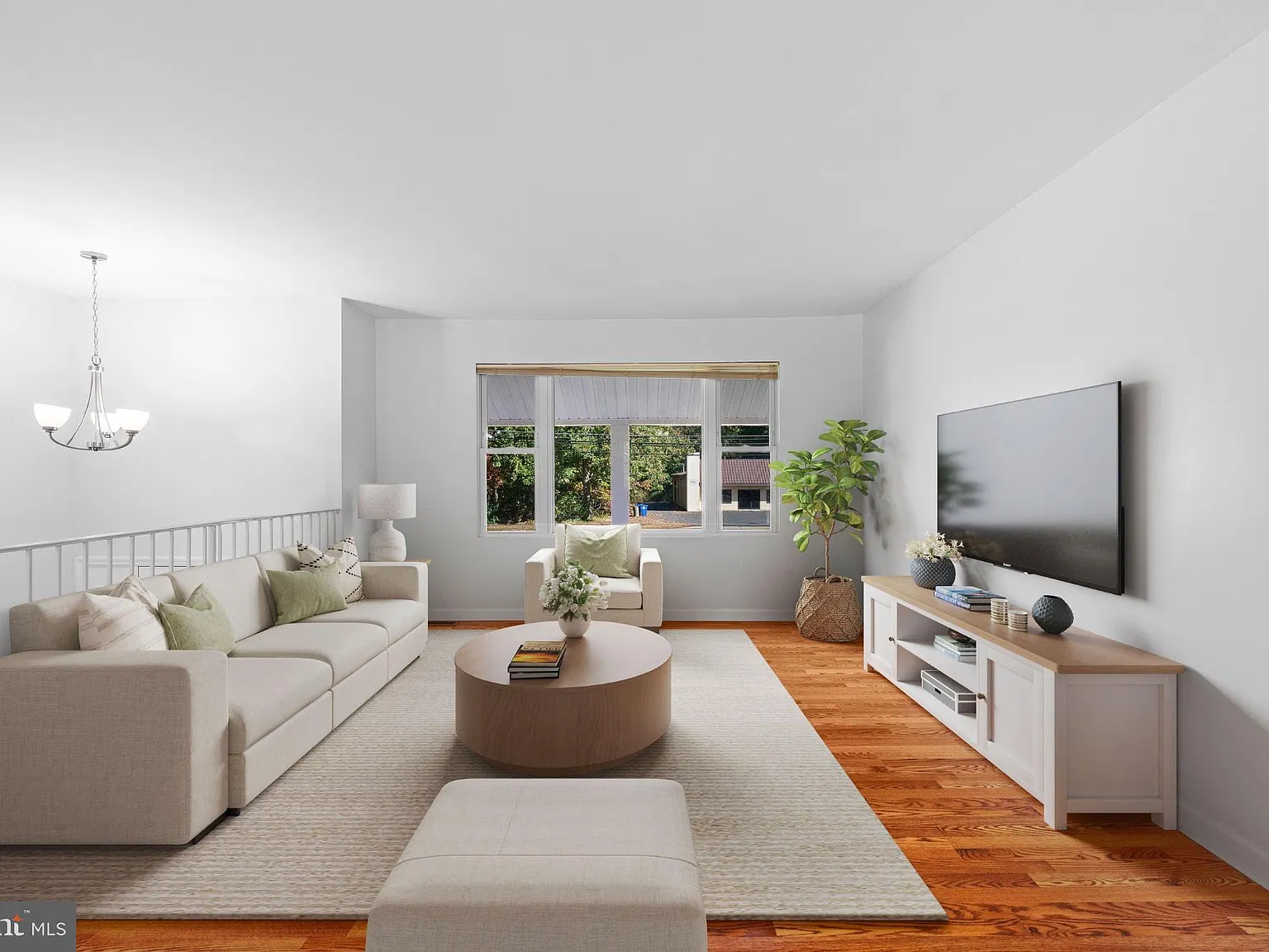 4 bed, 2.0 bath, 2068 sqft, $3,000 — Photo 3