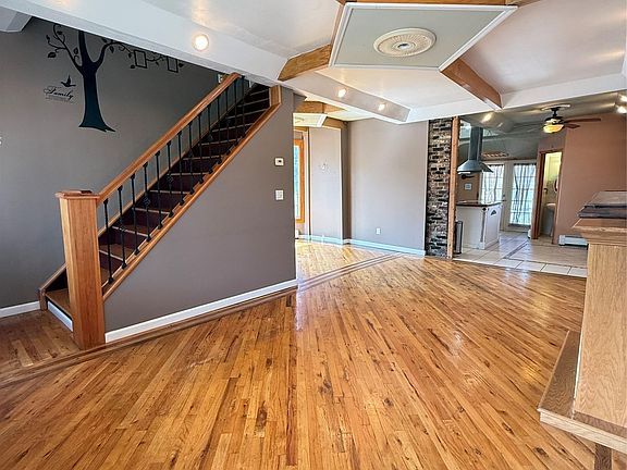 5th image of 1720 Montague Avenue
